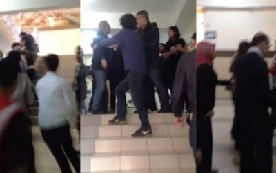 [VIDEO] Pro-gov’t mob attacks naysayer columnist while voting