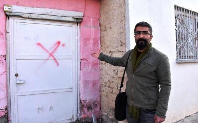 Alevis worried as 13 houses marked with crosses in Turkey’s Malatya province