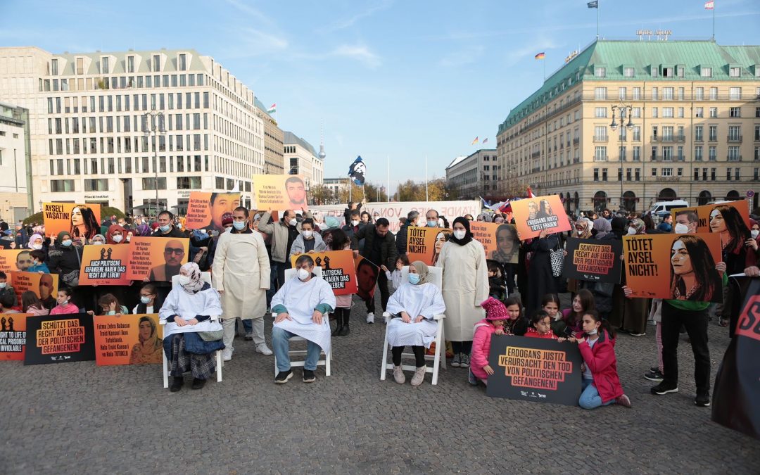 Protestors in 9 European cities demand release of sick prisoners in Turkish prisons